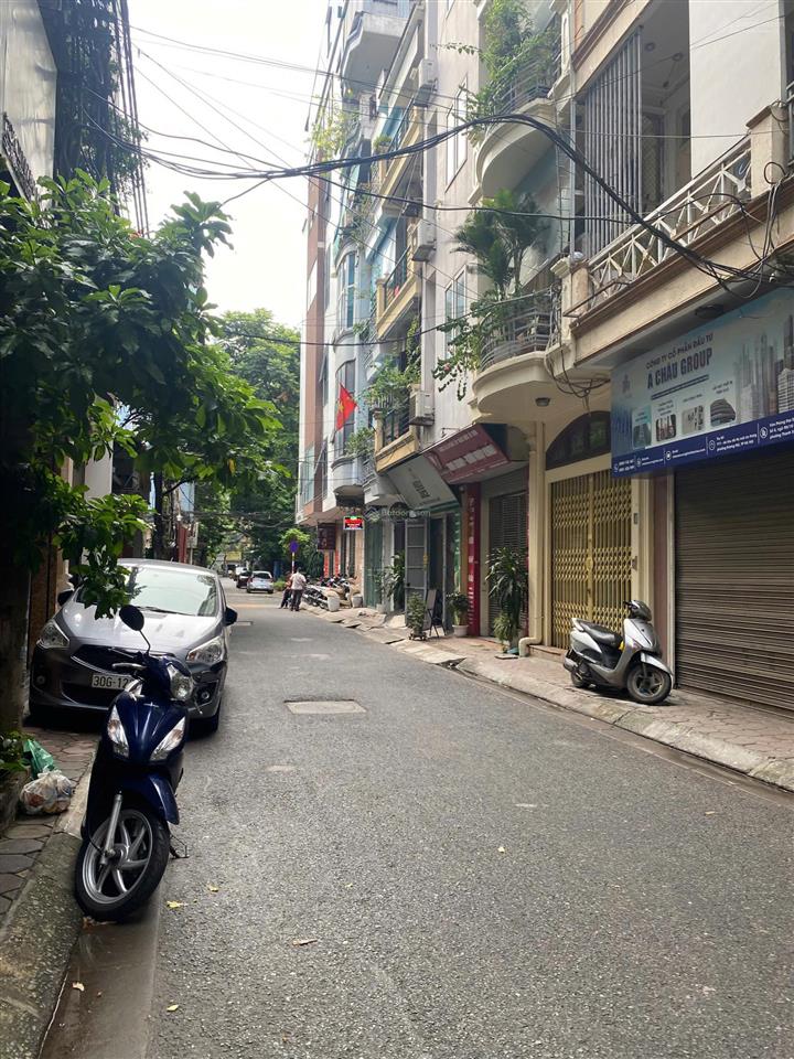 Cho thuê nhà nguyên căn ngõ 40 ngụy như kon tum  nhân chính  thanh xuân  giá 17tr/th