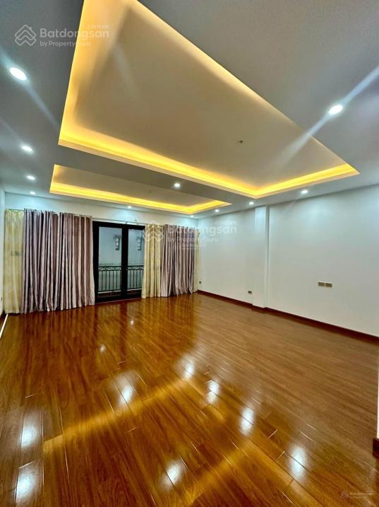 Cho thuê nhà quan nhân mới đẹp full nội thất đẹp  thang máy dt 50m² x 6 tầng  giá thuê 24 triệu