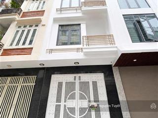 Cho thuê nhà quan nhân mới đẹp full nội thất đẹp  thang máy dt 50m² x 6 tầng  giá thuê 24 triệu