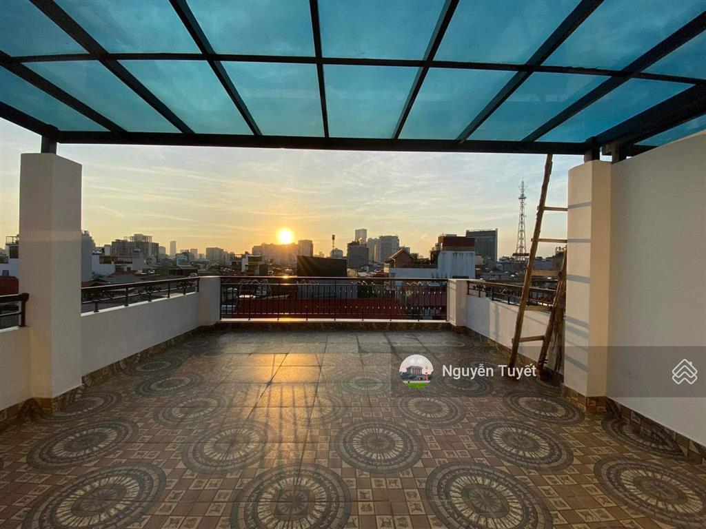 Cho thuê nhà phân lô quan nhân, nguyễn trãi 110m2 x 6 tầng, thông sàn, thang máy. giá thuê 55tr/th