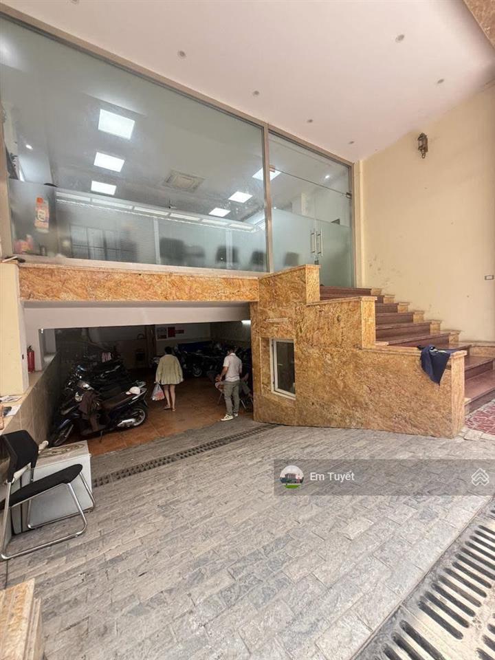 Cho thuê nhà nguyễn trãi khương đình 110m2 x 5 tầng +1 hầm, thông sàn thang máy siêu tốc giá 45tr