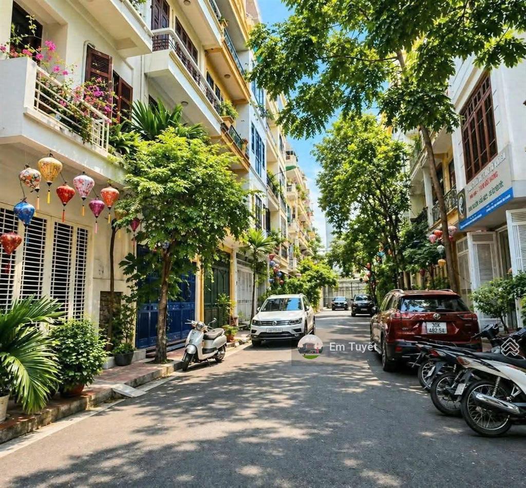 Cho thuê nhà nguyễn trãi nguyễn xiển 60m2 x 4 tầng, mt 8m tải tránh đỗ  giá thuê 18 triệu/th