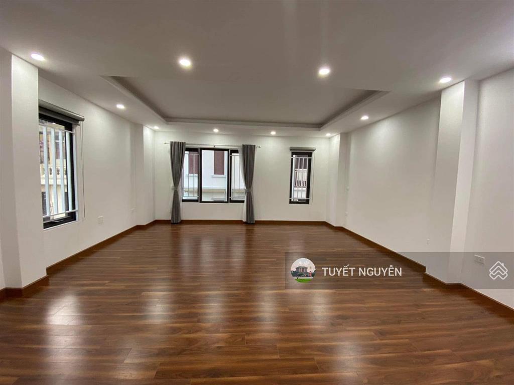 Cho thuê nhà làm văn phòng tại trung kính đôi cầu giấy 70m2 x 5 tầng, phân lô ôtô tránh đỗ 25tr/th