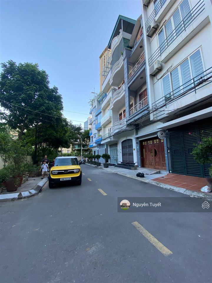Cho thuê nhà số 23 ngõ 29 mạc thái tổ cầu giấy 65m² 5 tầng, phân lô tải tránh đỗ. giá thuê 25 triệu