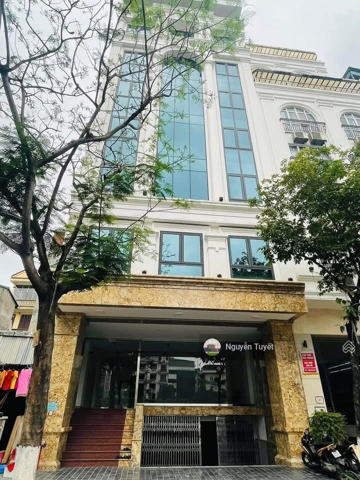 Cho thuê tòa ốp kính nguyên hồng  láng hạ 90m2 x 7 tầng, thông sàn, thang máy. giá thuê 50tr/th