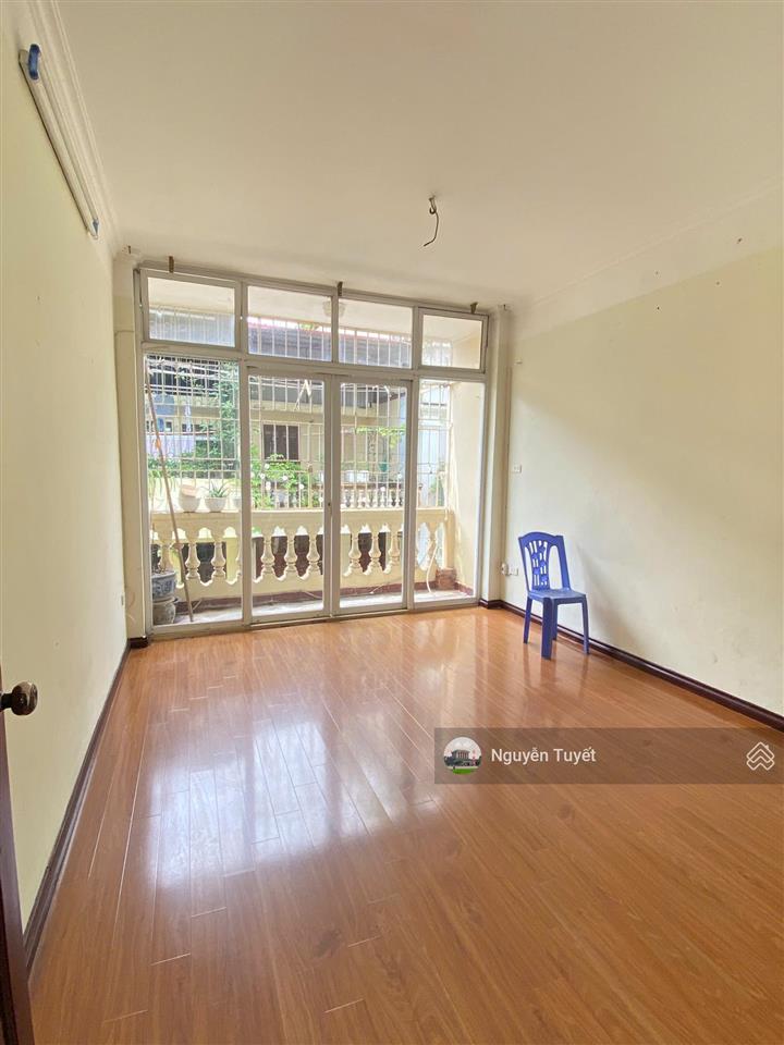 Cho thuê nguyên căn ngõ 143 trung kính  cầu giấy 55m2 x 5t, phân lô bàn cờ, tải tránh đỗ  18tr/th