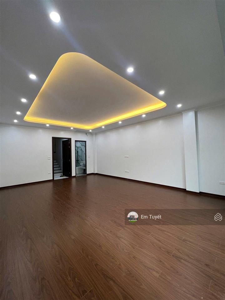 Nguyên căn phân lô lê văn thiêm  lê văn lương 70m2 x 5t, mt 5m, tải tránh đỗ  giá thuê 28tr