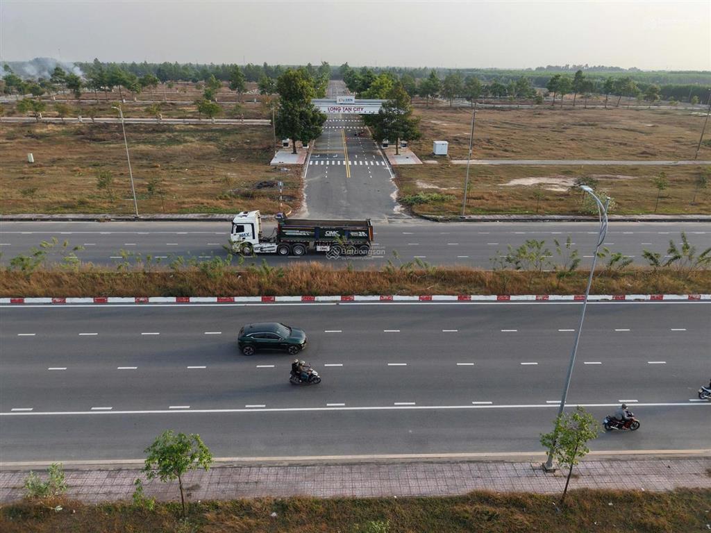 Cắt lỗ sâu bán nhanh hiếm có 1 lô ngang 10m hướng nam giá 12,x tr/m long tân city mặt tiền 25c