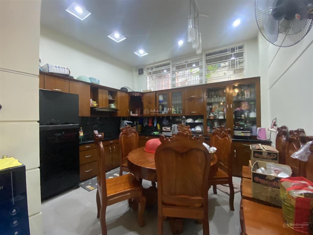 Bán nhà riêng tại đường nguyễn phúc chu, 6,8 tỷ, 70m2 giá cực chất
