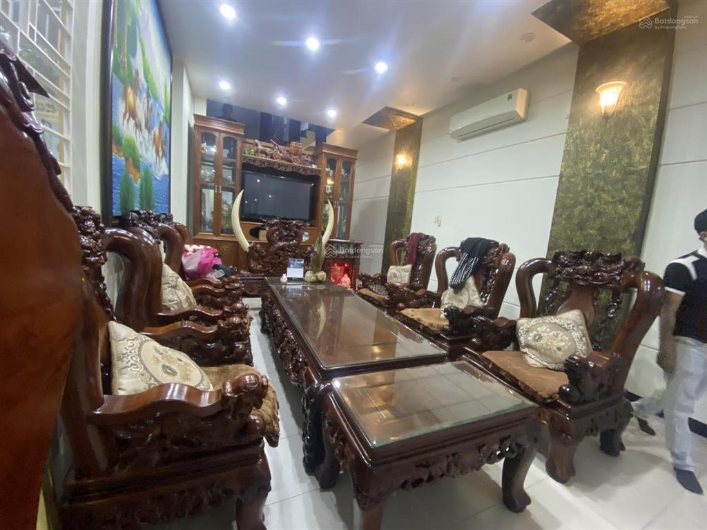 Bán nhà riêng tại đường nguyễn phúc chu, 6,8 tỷ, 70m2 giá cực chất