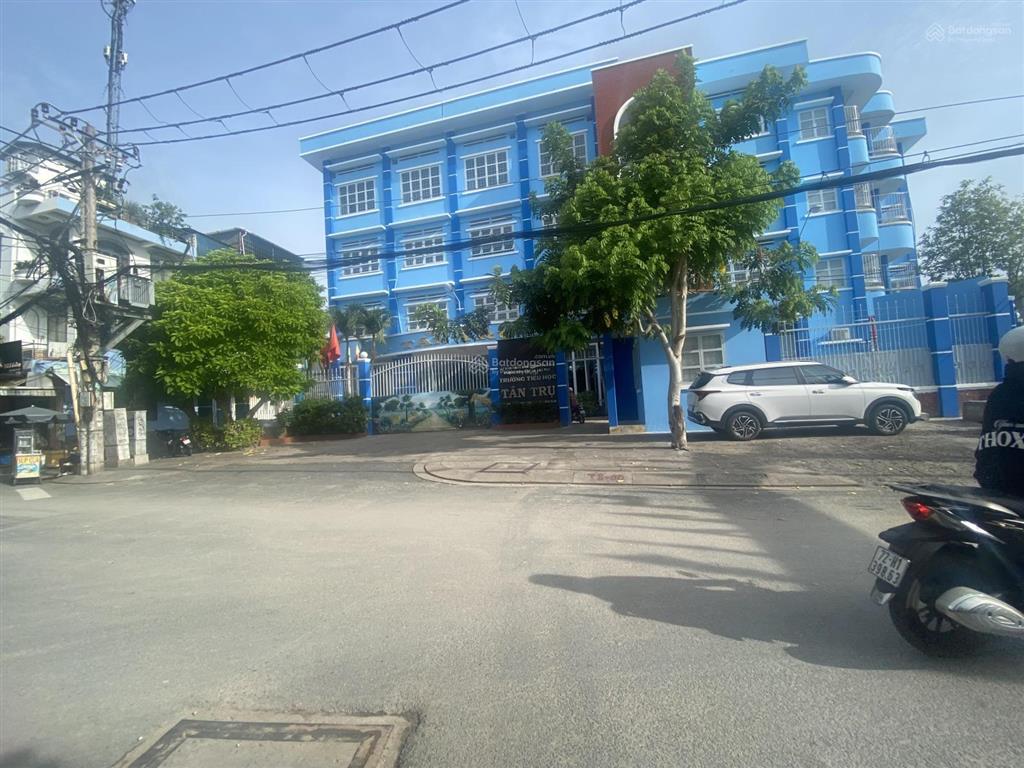 Bán nhà đầu nguyễn phúc chu 50 m² 4 tầng 5 tỷ hiếm có