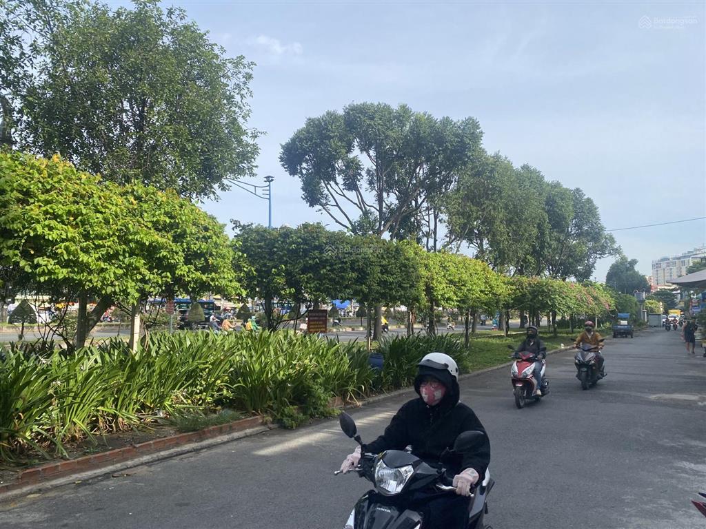Bán nhà đầu nguyễn phúc chu 50 m² 4 tầng 5 tỷ hiếm có