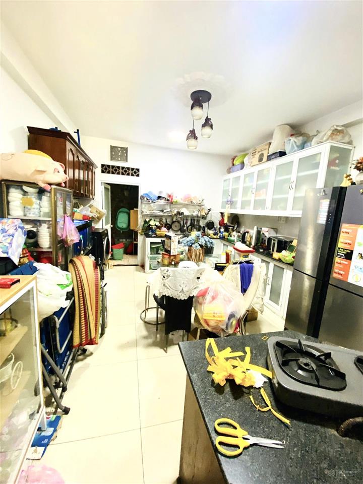 Bán nhà ngay ngã 5  70 m2 hẻm oto 5 m cạnh mặt tiền quang trung.