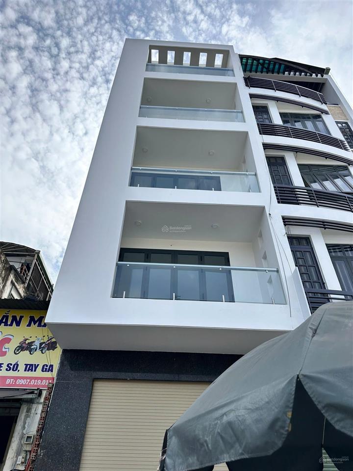 Siêu hot mt dương quảng hàm nhà mới 100% 5 tầng  ngang 6mx20m  hđt 80tr/tháng giá chỉ 28 tỷ