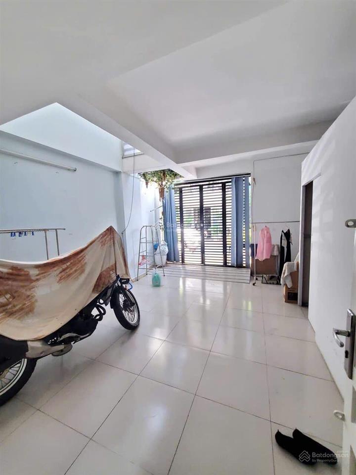 Gia đình cần bán nhà phố số 5 đường 11, khu chợ tân mỹ, p. tân phú q7 cũ, dt 5,5x19m, giá 16 tỷ