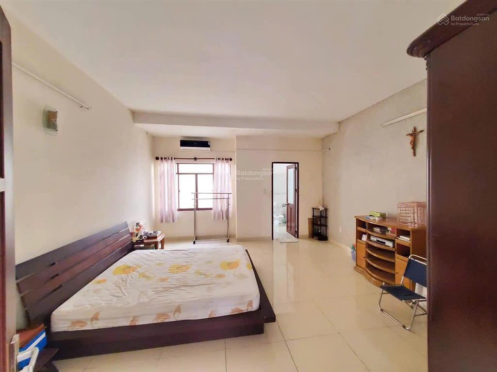 Gia đình cần bán nhà phố số 5 đường 11, khu chợ tân mỹ, p. tân phú q7 cũ, dt 5,5x19m, giá 16 tỷ