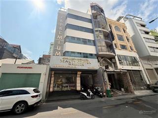 Siêu phẩm sát vách quận 1 mt nguyễn cửu vân 200m2 ngang 9m sẵn dòng tiền 1.3 tỷ/năm