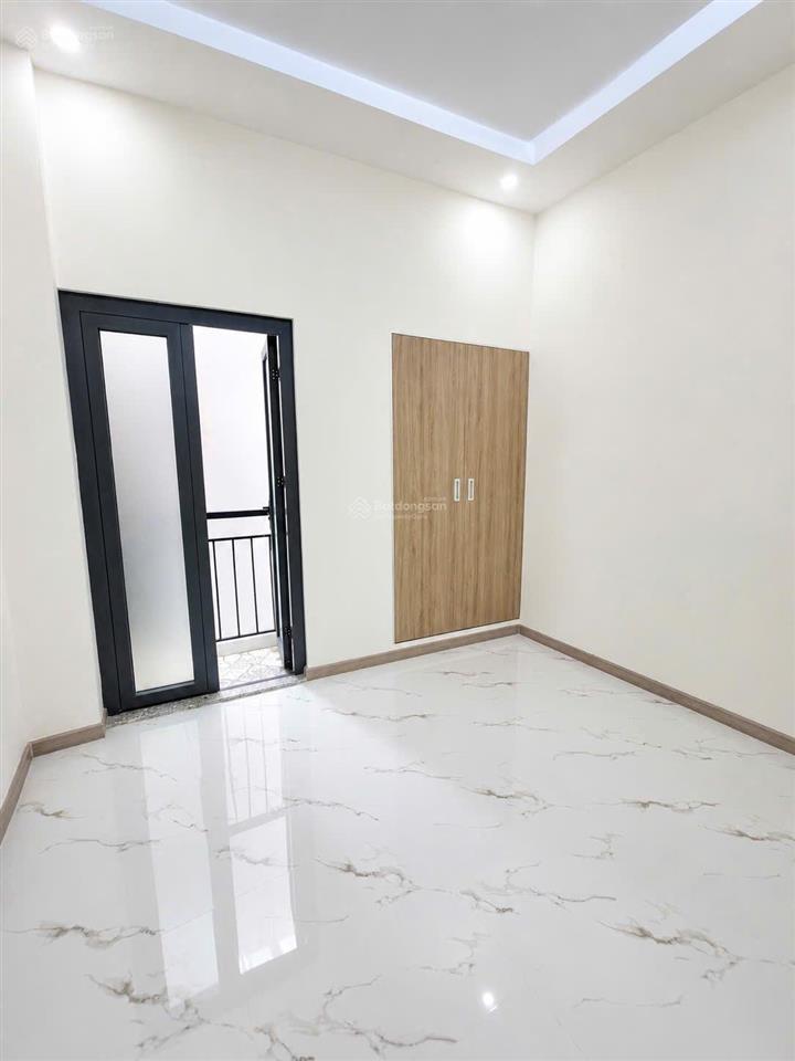 Bán nhà quận 3 chỉ 5,4 tỷ  mt võ văn tần 50m  mới đẹp full nội thất dọn vào ở ngay