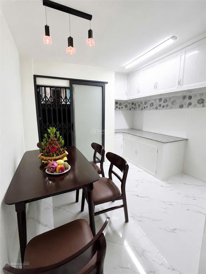 Bán nhà quận 3 chỉ 5,4 tỷ  mt võ văn tần 50m  mới đẹp full nội thất dọn vào ở ngay