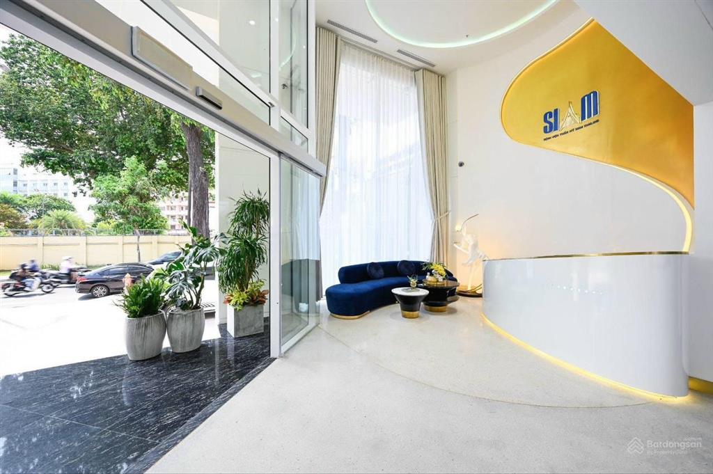 Bán nhà nguyễn trãi 386.5m²  góc 2 mặt tiền  2 hầm 10 tầng  thu 35.000 usd/tháng  giá 450 tỷ