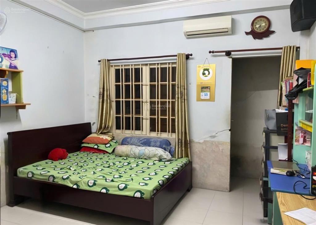 Nhà gần 100m2 giá chỉ 6,3 tỷ khu vực chợ bình triệu, đại học luật, khu dân cư đầy đủ tiện nghi