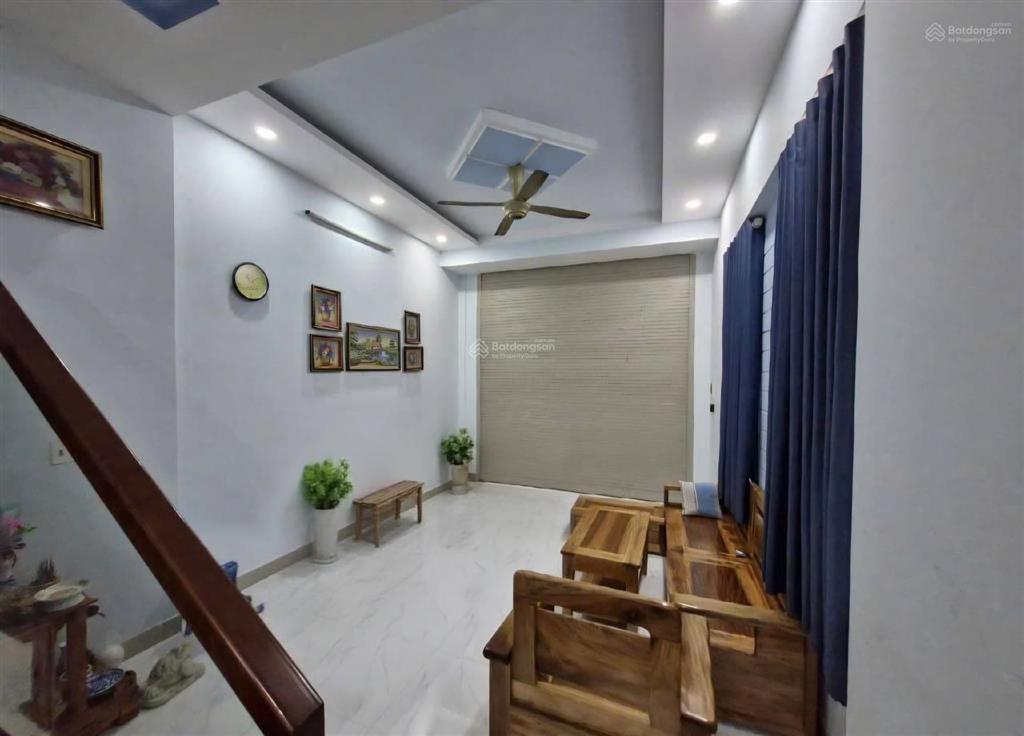 Giá siêu tốt nhà 3 tầng 85m2 gần trục đường phạm văn đồng giá chỉ 6,3 tỷ
