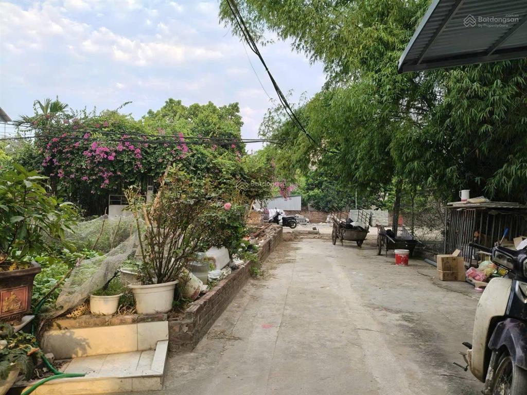 Chủ cần bán đất nam hồng 108m2, mt4.5m, 6.3 tỷ, đông anh, gần bãi để xe, ô tô vào sân.