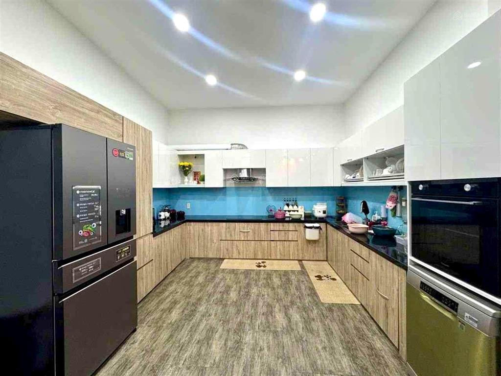 Biệt thự 156m vườn lài an phú đông q12  full nội thất châu âu  hẻm 7m  12,5 tỷ