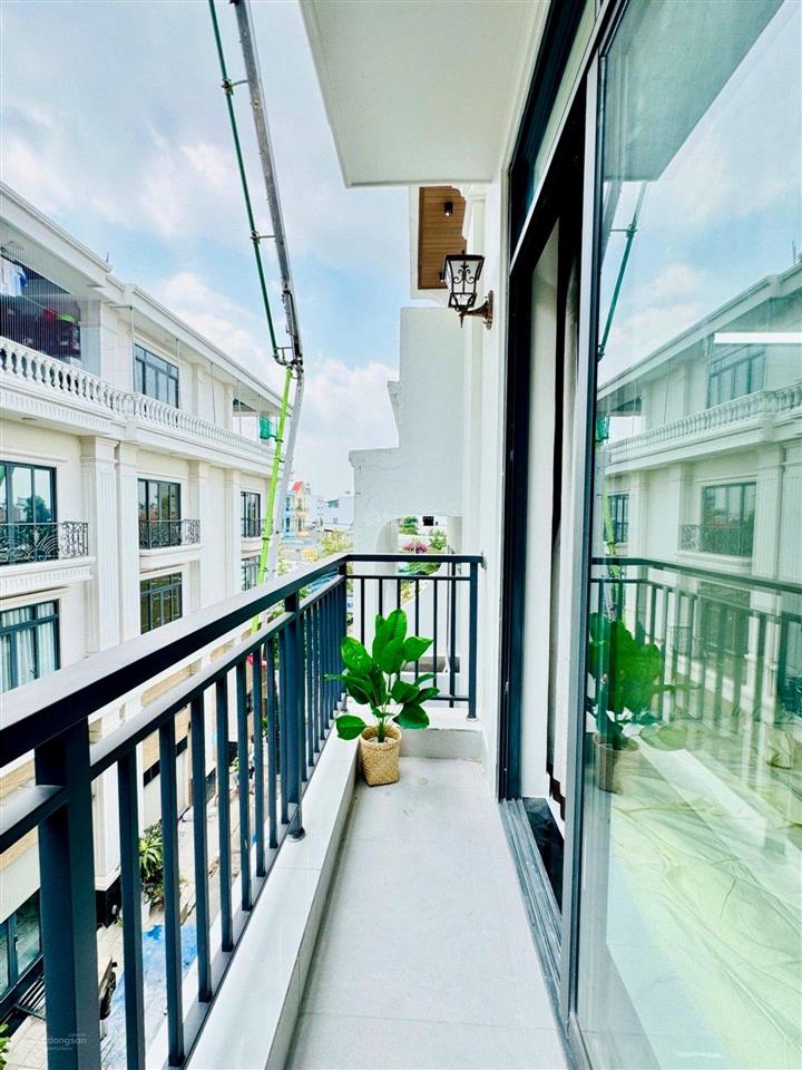 Chdv vườn lài an phú đông quận 12  dòng tiền 40tr/th  58m  6 tầng  9,5 tỷ