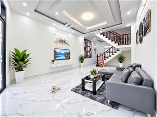 Nhà bán đường tl15, phường thạnh lộc, q12, gần chợ cầu đồng. dt 60m2, 5,2 tỉ
