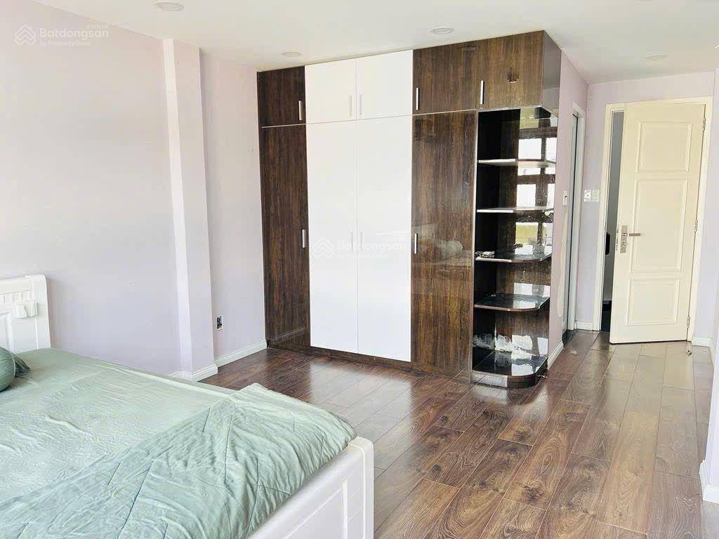 Bán nhà mặt phố 489 huỳnh văn bánh, 11,5 tỷ, 30 m2, 4pn, 4wc, 3 tầng