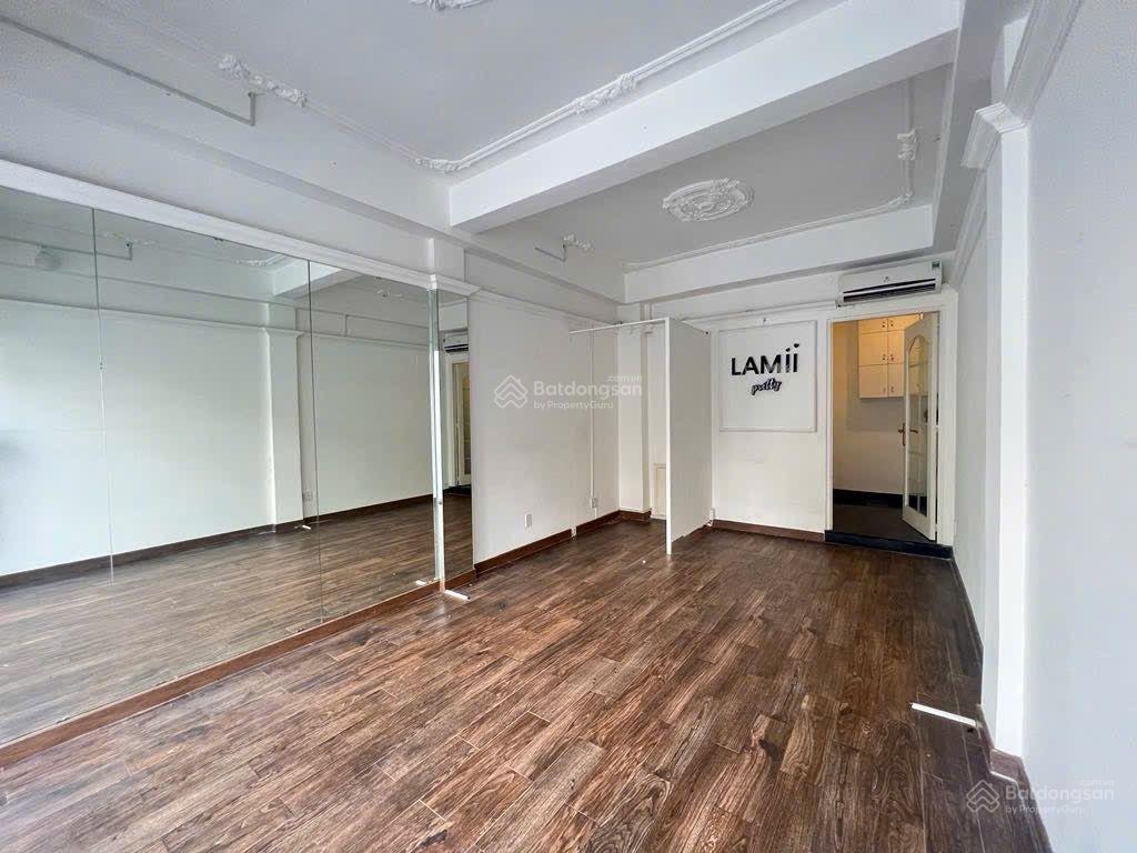 Bán nhà mặt phố 489 huỳnh văn bánh, 11,5 tỷ, 30 m2, 4pn, 4wc, 3 tầng