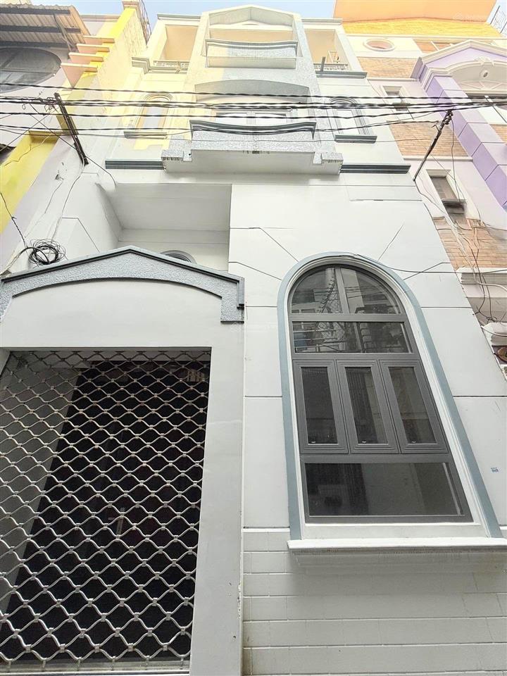 Bán nr 4pn, 4wc tại 48 hồ biểu chánh, 11,7 tỷ, 52m2 giá ưu đãi