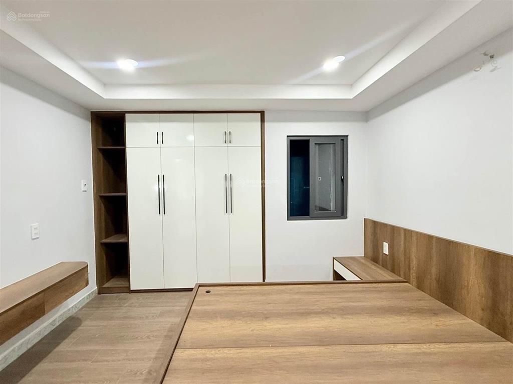 Bán nr 4pn, 4wc tại 48 hồ biểu chánh, 11,7 tỷ, 52m2 giá ưu đãi