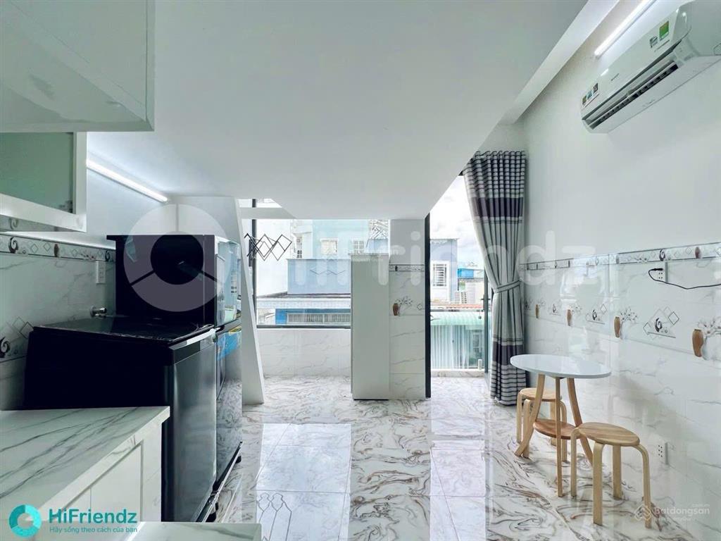 Duplex ban công chỉ tính điện nước, free xe và phí dịch vụ đường dương bá trạc q8 sát quận 5