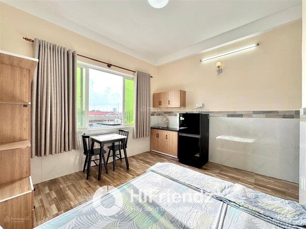 Cho thuê cc mini, 27m2, giá ưu đãi 5,5 triệu, ở nguyễn thị nhỏ, free xe, thang máy