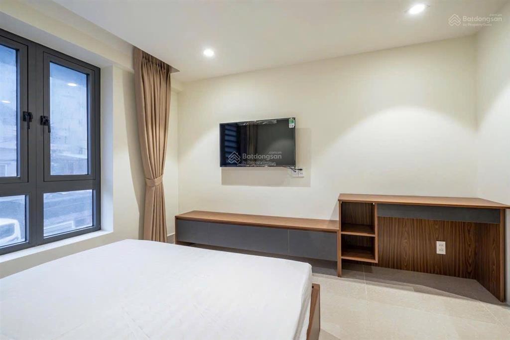 Cho thuê cc mini giá 7 triệu, có chỗ đậu ô tô, mặt tiền, thang máy