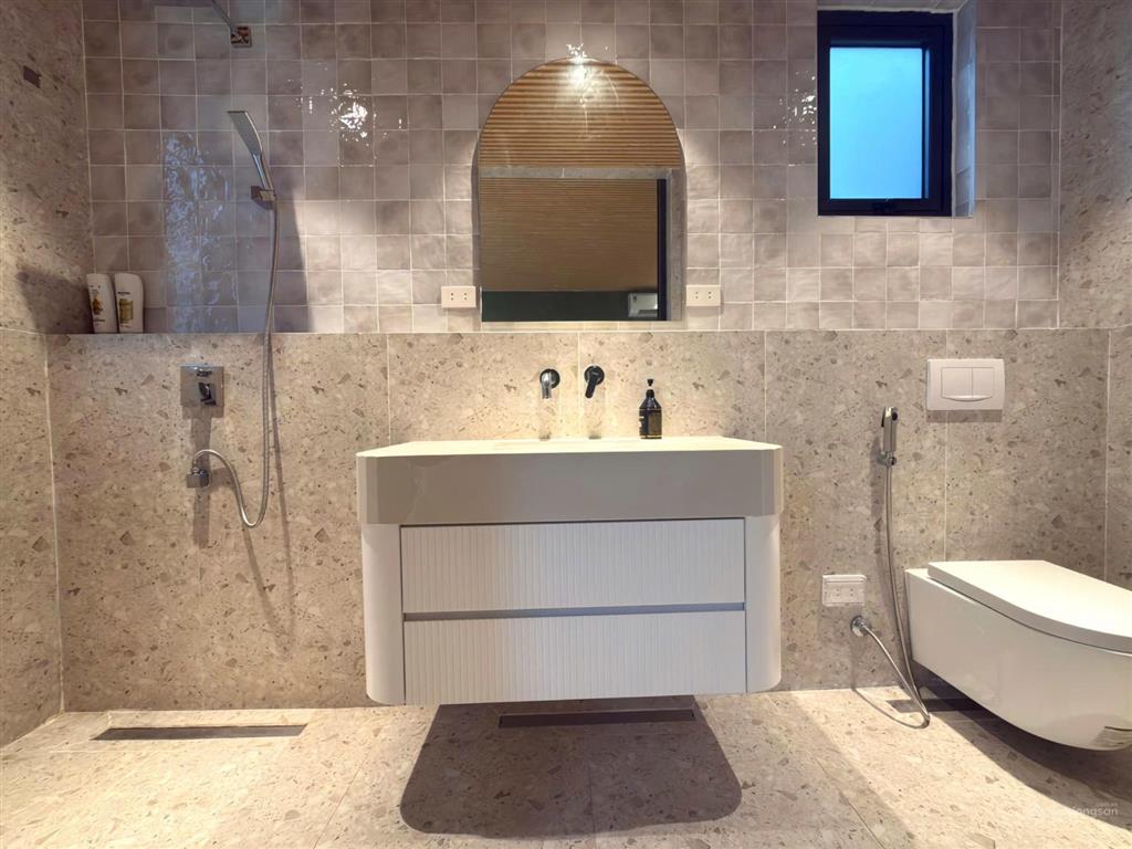 Modern boutique studio | 5min walk to my khe beach