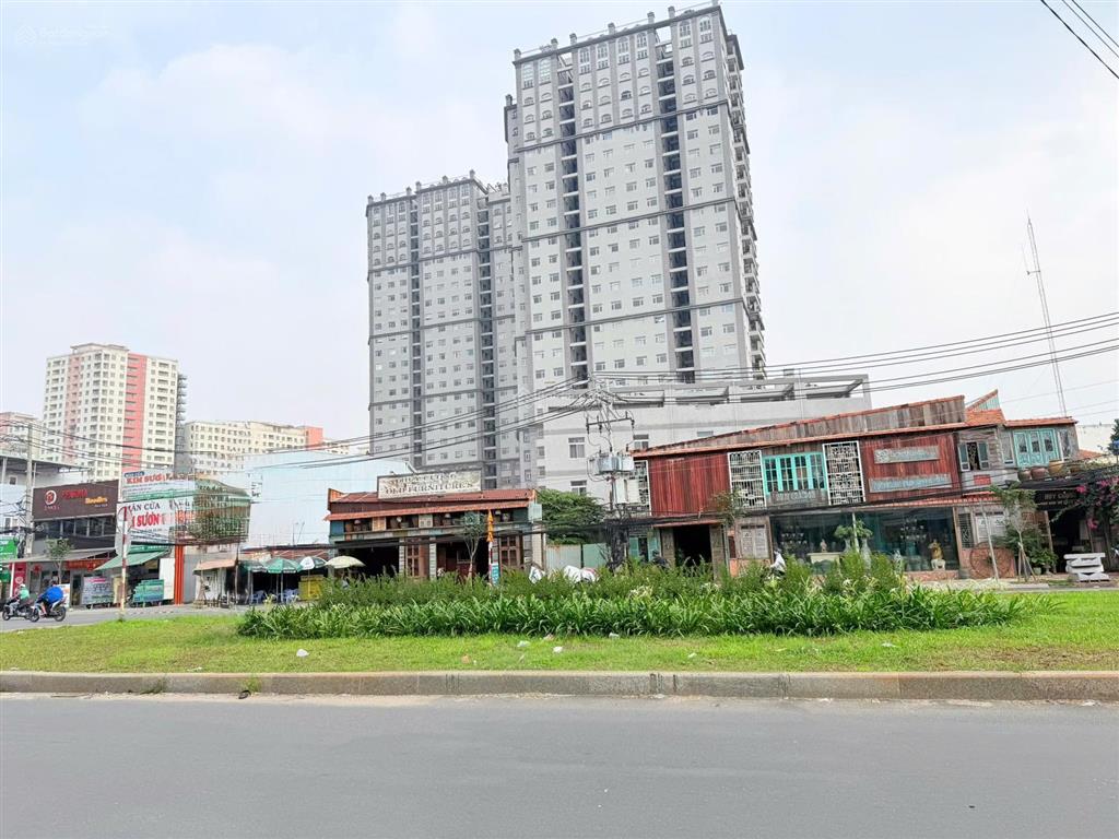 Biểu tượng q2  mt lương định của ngay tthc mới tphcm  696,5m²  360tr/m2, xd hầm 12 tầng  250 tỷ