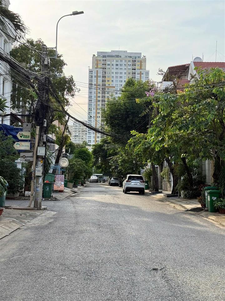 Chdv nguyễn văn hưởng, thảo điền, doanh thu 210tr/tháng, 15chdv, 237m2 (10x24m), 6 tầng, giá 60 tỷ