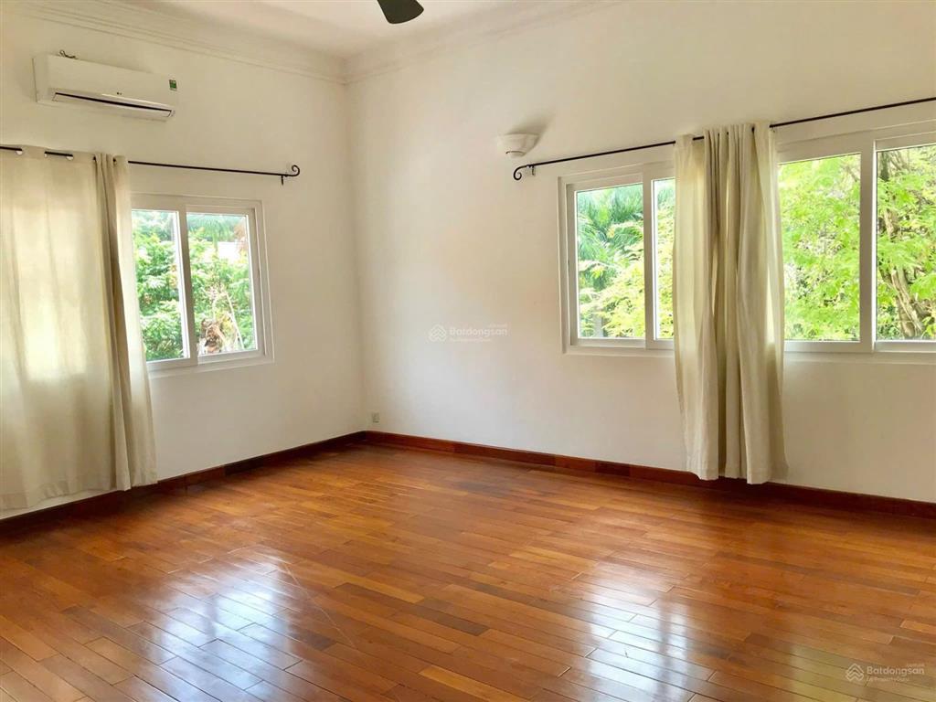 Góc 2 mặt tiền, biệt thự châu âu nguyễn văn hưởng, thảo điền 524m2 (30 x 20m) 120 tỷ, hđt 200tr/th