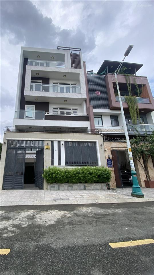 187tr/m2  thủ đức house  trần não q2, chủ ngộp bank bán giá 40 tỷ7x28m 213.7m2  hầm+5 tầng
