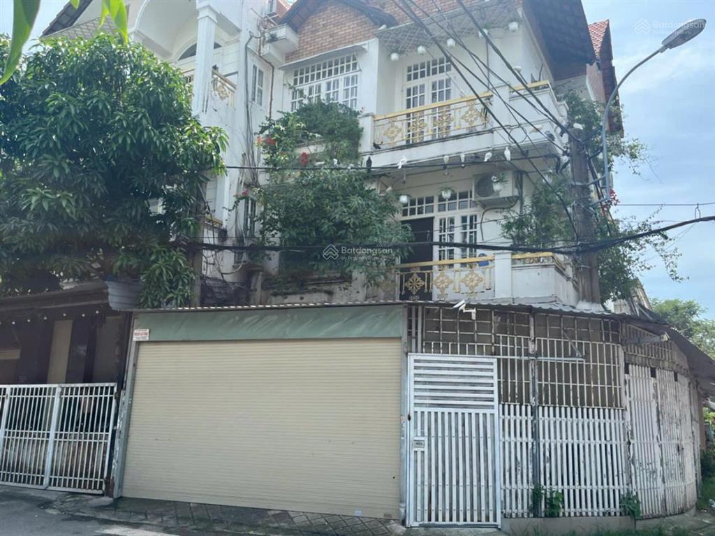 Cặp đôi cùng tiền nhà ngang khủng 12 dai 16 m, mặt tiền thích hợp làm nhà xưởng kinh doanh