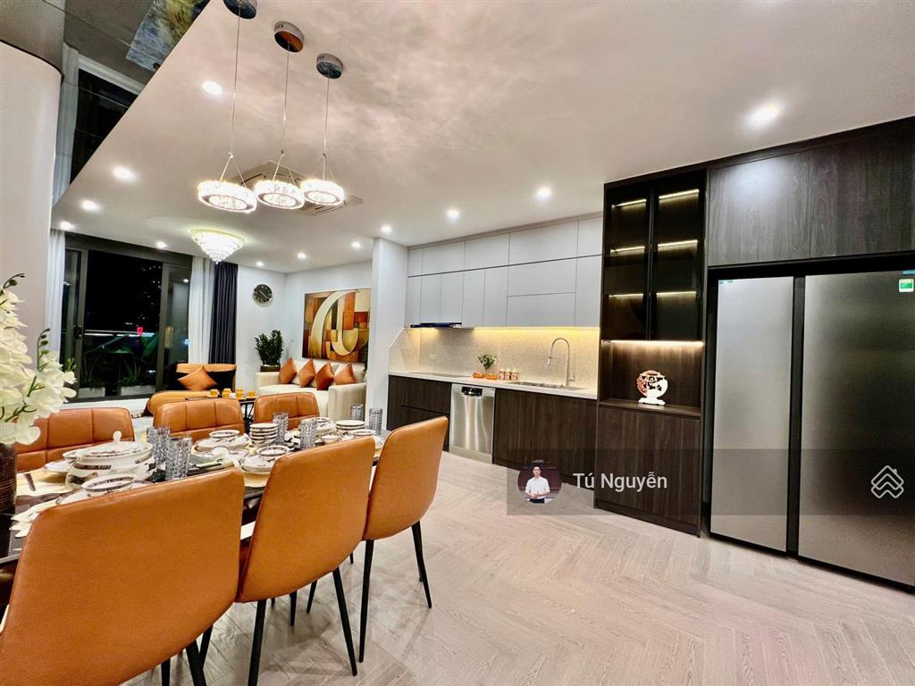 Chính chủ bán căn 1 ngủ 38m2 sổ lâu dài vinhomes green bay mễ trì  lương thế vinh. giá 4.5 tỷ