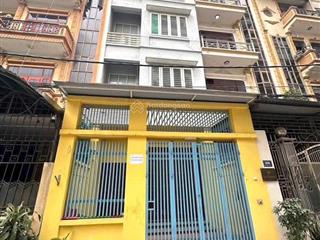 Chính chủ cần bán nhà phân lô quan hoa 70m2 xây 5 tầng  2thoáng  oto tránh vỉa hè 9m, kd cực đẹp