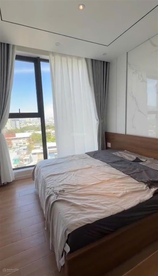 Chính chủ cho thuê studio 34m2 ở ngay đủ nội thất tại sun ponte biểu tượng ngay cạnh cầu rồng