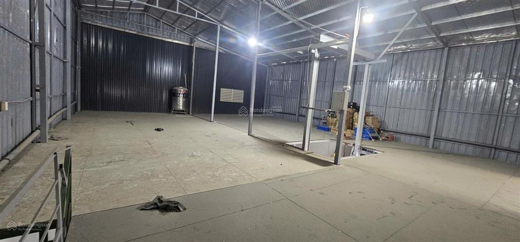 Cho thuê kho xưởng tại cụm công nghiệp quất động sổ đỏ đầy đủ, container đỗ cửa
