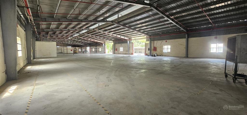 Đất tmdv kèm kho xưởng tiêu chuẩn đang hoạt động cần sang nhượng.