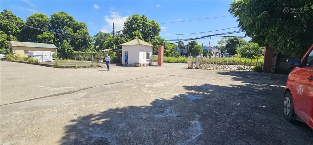 Cho thuê kho xưởng mặt đường ql17 gia lâm  1.800m², giá 80 nghìn/tháng