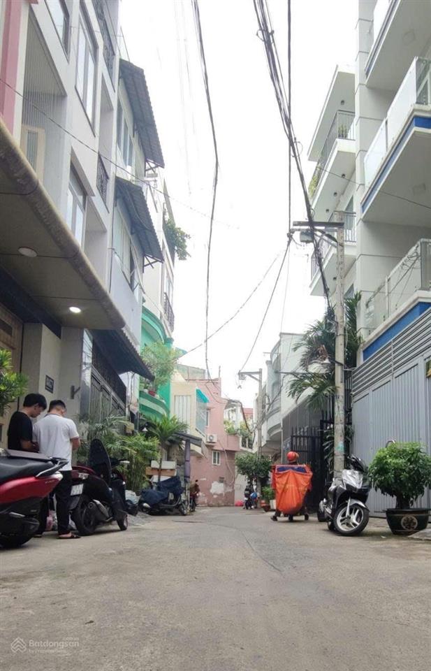 Đi định cư bán gấp  55m2  4 tầng  5,9tỷ  ngay hàng xanh  bình thạnh  25tr/tháng